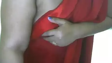 Desi Priya Aunty On Cam-3