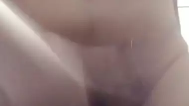 Paki GF Fingering Asshole