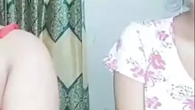 Two girls record their desi lesbian porn during a live show