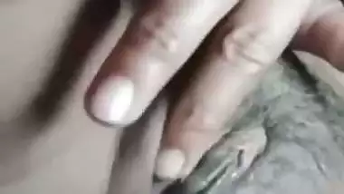 Bangladeshi village girl showing naked boobs & pussy