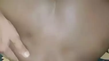 Indian Bhabhi Cheating His Husband And Fucked With His Boyfriend In Oyo Hotel Room With Hindi Audio