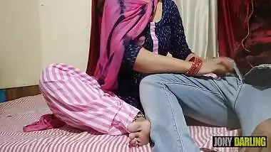 Indu Chachi Ne Rupay Bhi De Diye Aur Chudayi Bhi Karwai By Jony Darling