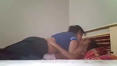 Desi guy sucking boobs of his neighbor bhabhi