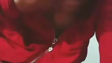 Arab Teen Girl First Time Giving Nice Rubbing On Boobs And Wet Pussy Fingering Hard Core