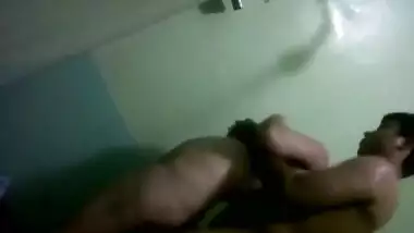 Desi massage went too far and Bhabhi went to the shower with XXX client