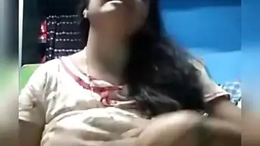 Today Exclusive- Desi Bhabhi Showing Her Big Boos To Lover On Video Call Part 4