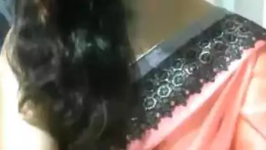 Sexy Desi Babe AAliah On Cam in Saree Without Blouse Shows Boob Pussy and Ass