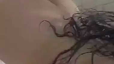 White ass Indian girl nude and wet viral show