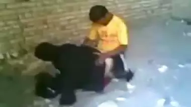 Pakistani aunty illicit taboo sex with nephew in an abandoned house of caught on spy cam