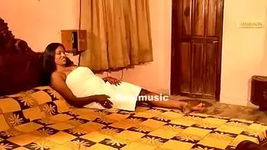 Desi Couple sex in Bed! Couple Romantic Sex in Shop! Desi Aunty Hord Blowjob Uncle