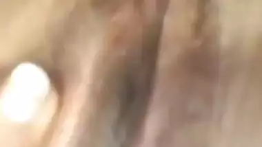 Cute Indian XXX teen showing her sweet boobs and pussy on cam