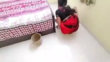 Kaamwali Ki Gand Dekhker Malik Ne Jabardsti Chudai Kardi With Indian Bhabhi, Desi Bhabhi And Indian Desi Bhabhi