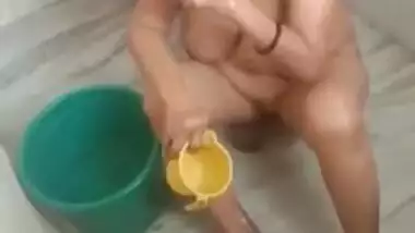 Woman is too busy to see her Desi husband filming the porn video