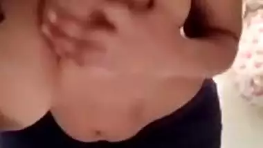Big boobs desi young girl showing