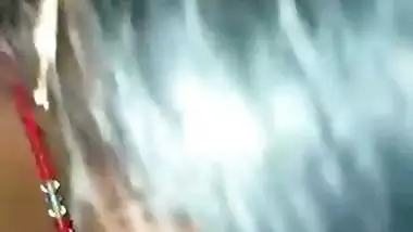 Bhabhi puts condom on a dick for blowjob in Bihari sex video