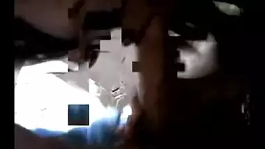 Punjabi teen girl playing with lovers big cock and giving hot blowjob session