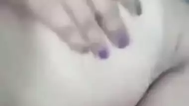 Desi Boudi with black hair does XXX porn of herself fingering her pussy