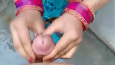 Tamil Tamil Girl fuck in bathroom