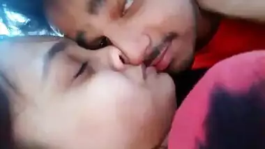 Bangladeshi Cute Girl Nishat From Sylhet With Lover 3 New Clips With Bangla Talk Part 1