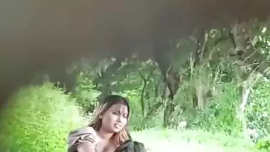 Desi Lover Boob Socking in Outdoor