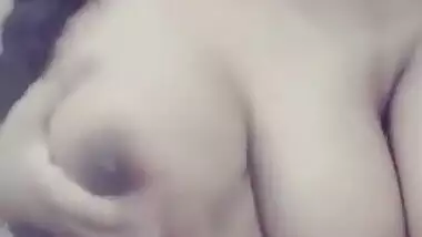 Indian sex diva takes off sari to show jugs and trimmed XXX pussy