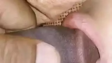 Desi bhabi sucking husband cock