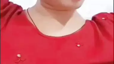 Young bhabhi stripping bra and showing boobs