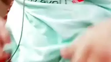 Big boobs horny girlfriend fingering on live call
