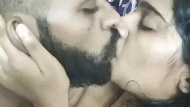 Mallu girl kissing her lover and big boobs showing