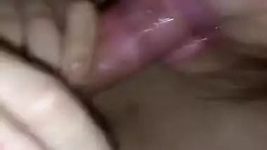 Native slut sucking lund