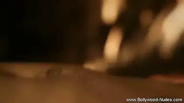 Sexy Indian Girl Knows The Night