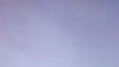 Desi village XXX bitch shows her naked pussy on video call with lover MMS