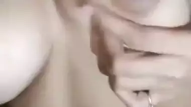 Bangladeshi beautiful village girl showing pussy