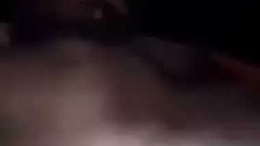 19-year-old desi girl’s Indian teen xxx video of fingering